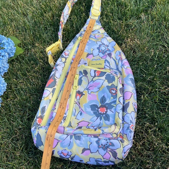Vera Bradley - Lighten Up Sling Backpack - Picture 12 of 13
